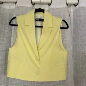 Zara Women's Collared Lightweight Lined Vest - Pastel Yellow